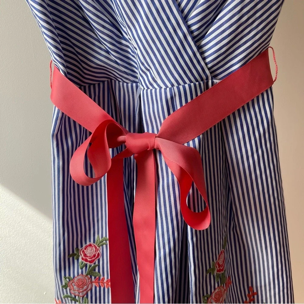 Madison Leigh Blue dress with embroidered flower detail 2P - Picture 8 of 8